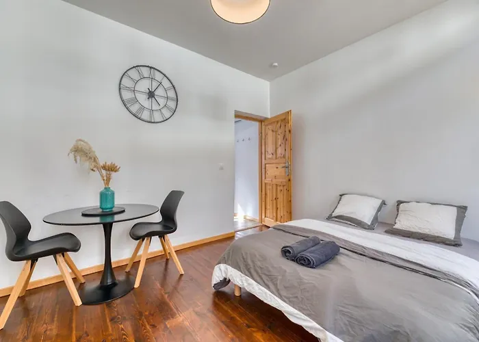 Thomas F2 Moderne Au Coeur De 公寓